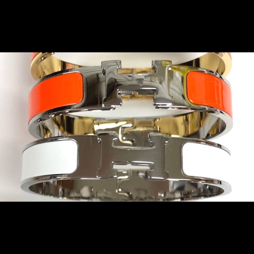 Fashion bracelet